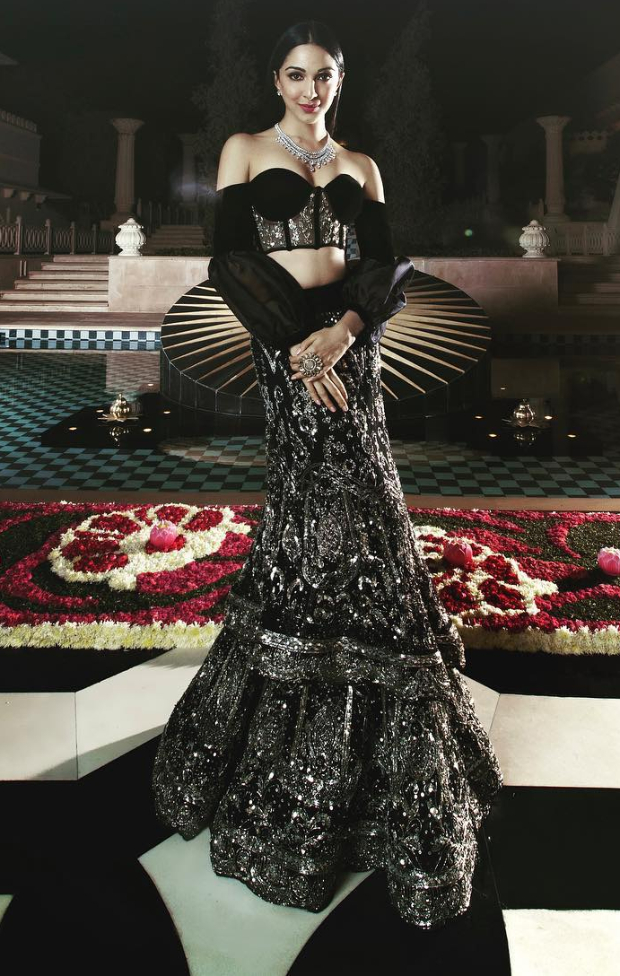 Kiara Advani in Manish Malhotra Couture for Isha Ambani sangeet (1)