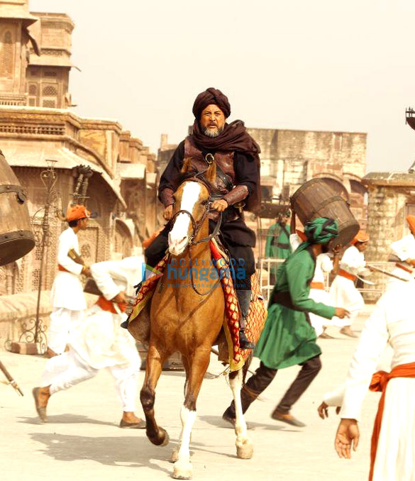 FIRST LOOK: Danny Denzongpa as Ghulam Ghaus Khan, Atul Kulkarni as Tatya Tope, Jisshu Sengupta as Maharaja Gangadhar Rao, Ankita Lokhande as Jhalkari Bai in Manikarnika