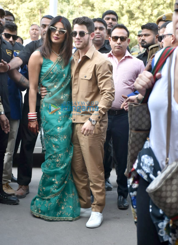 Nick-Jonas-in-brown-separates-at-the-airport-(1)