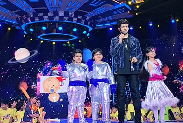 WOW! Kartik Aaryan helps a missing kid find his parents at Nickelodeon Kids Choice Awards 2018