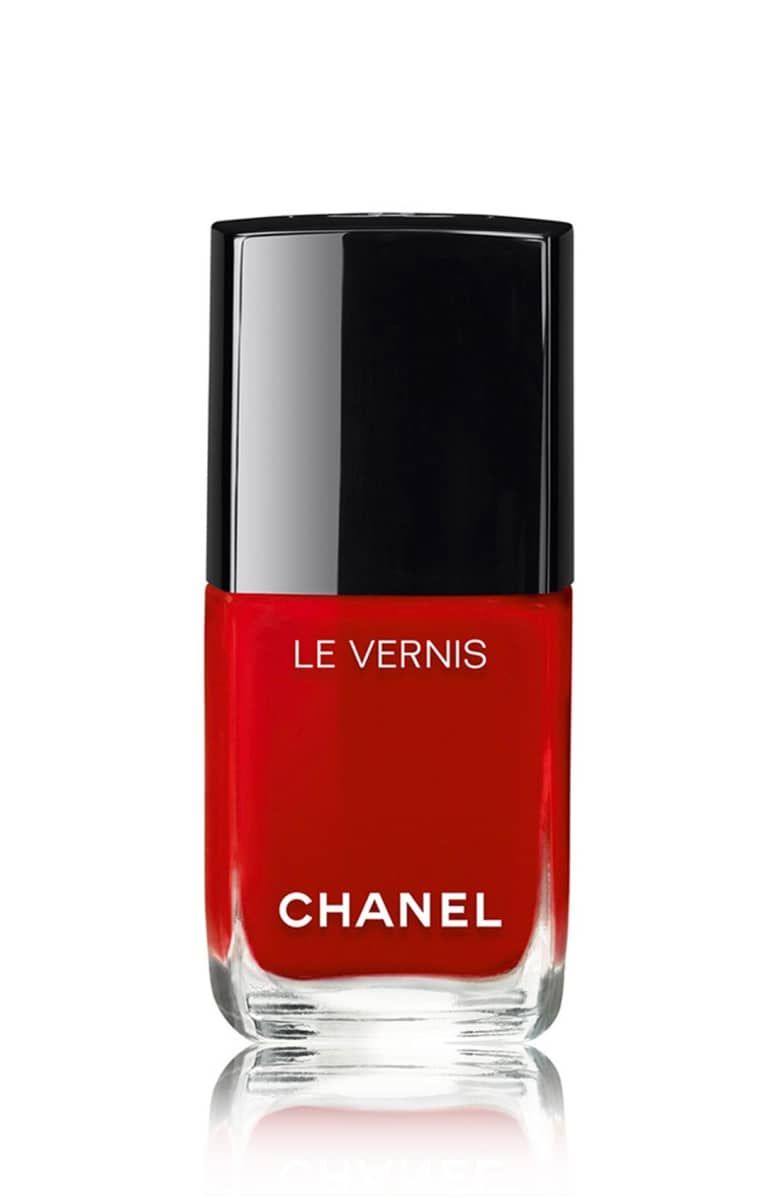 9 pro-approved red nail polishes that look good on everyone