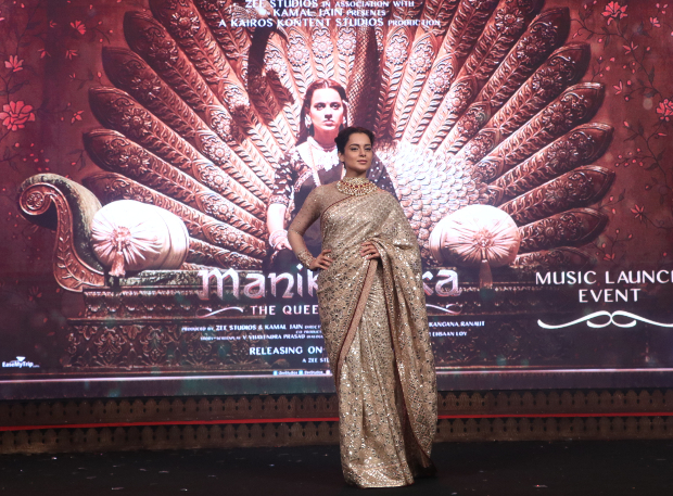 Kangana Ranaut in Tarun Tahiliani for Manikarnika music launch (6)