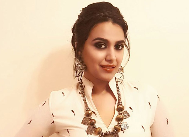 Swara Bhasker admits Raanjhanaa glorified stalking on Kareena Kapoor Khan's radio show