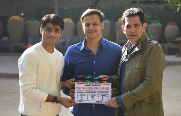 Vivek-Oberoi-and-Omung-Kumar-begin-the-shooting-of-‘PM-Narendra-Modi’-in-Ahmedabad