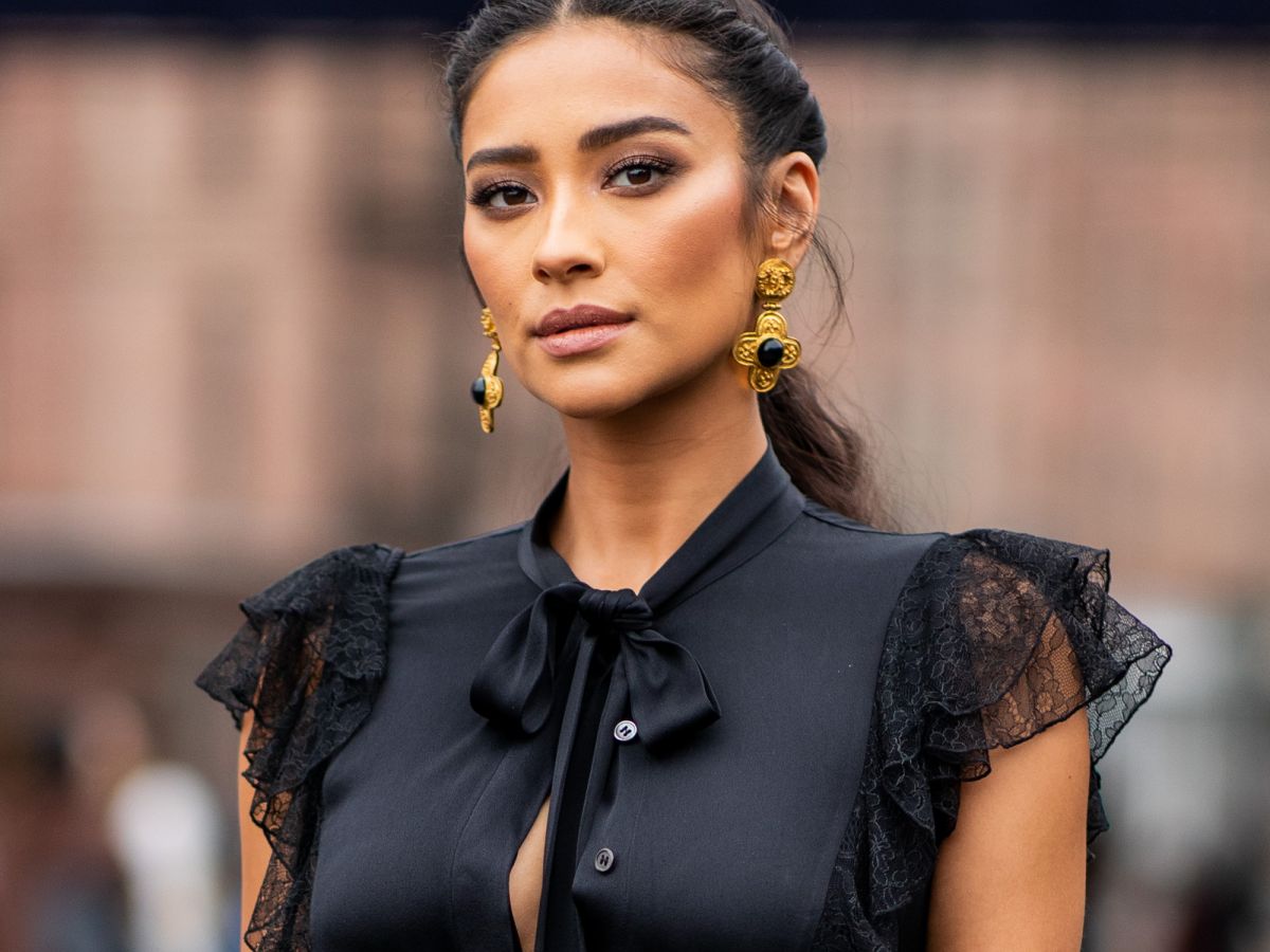 the heartbreaking story of shay mitchell’s miscarriage is all too common