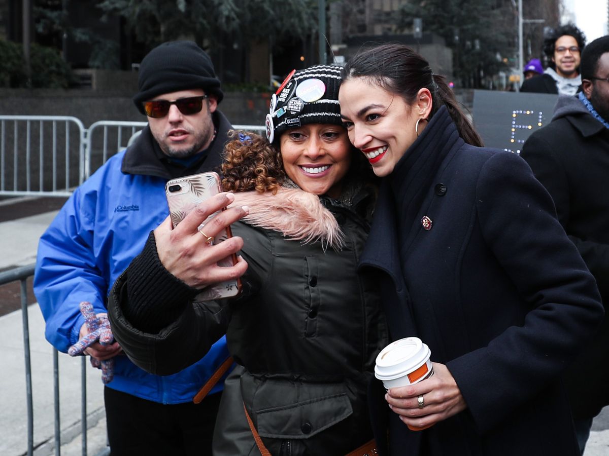 alexandria ocasio-cortez spoke up for intersectional feminism at the women’s march