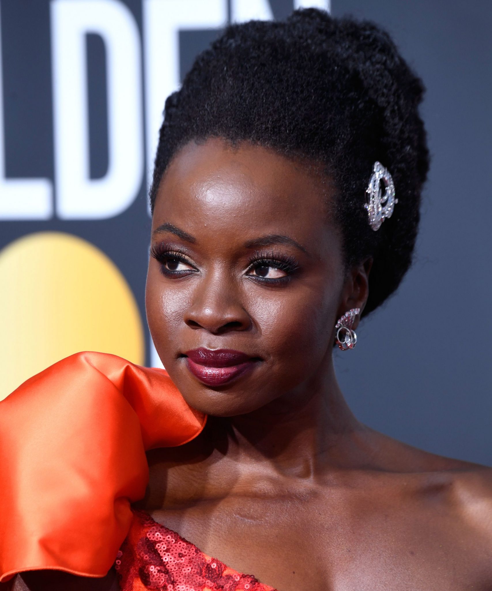 the most expensive accessories at the golden globes were in the hair