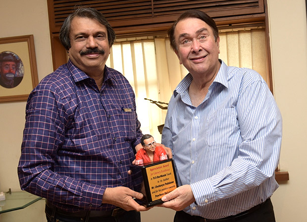 Randhir Kapoor bonds with author Chaitanya Padukone over his book R D Burmania