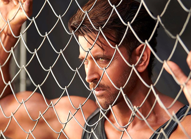 Hrithik Roshan has his beast mode on and we are stunned! (Watch video)