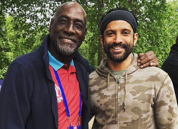 FANBOY ALERT! Farhan Akhtar strikes a pose with cricket legend, Sir Vivian Richards