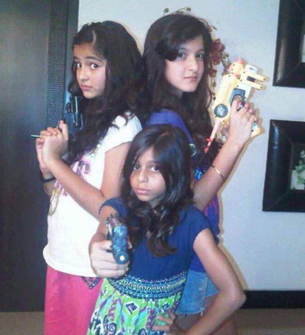 THROWBACK THURSDAY: Ananya Panday celebrates Suhana Khan's 19th birthday with throwback photo recreating Charlie’s Angels iconic pose with Shanaya Kapoor