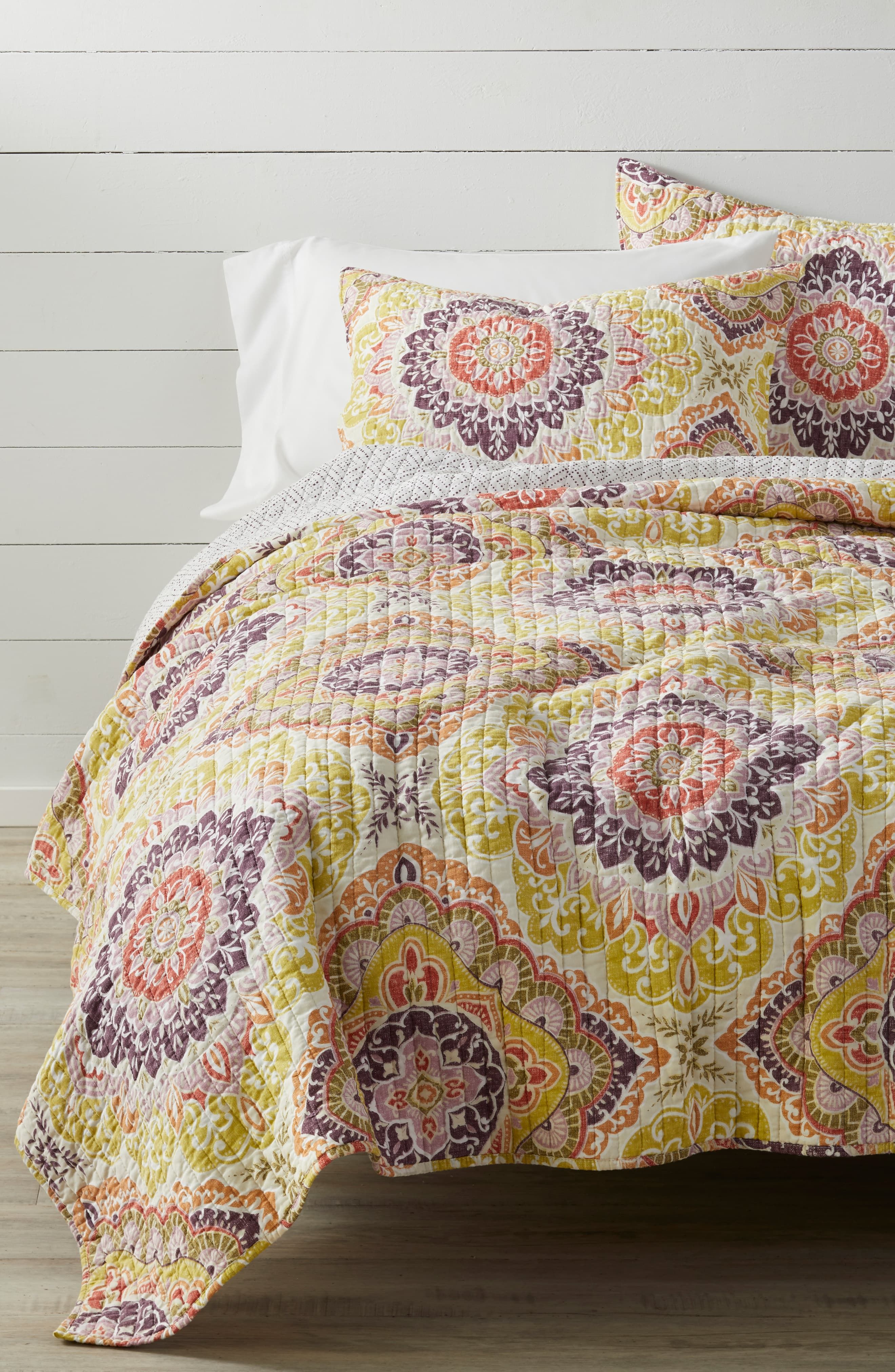 Snag On-Sale Bedding Essentials,