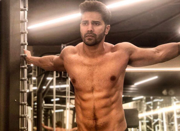 Raising the hotness quotient, Varun Dhawan’s SHIRTLESS look is all you need to make your rainy day better!