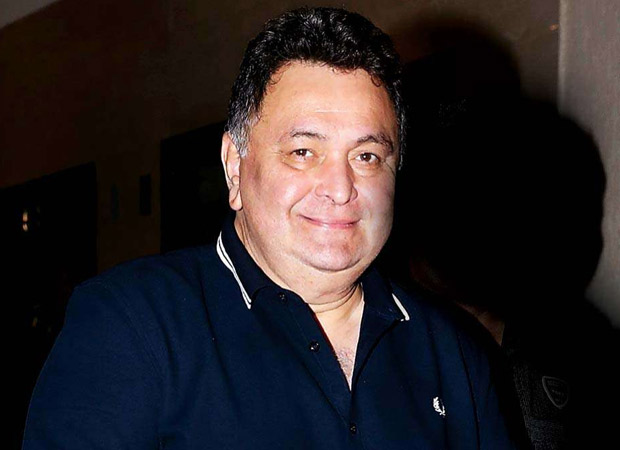 Rishi Kapoor introduces us to the new ICC Cricket World Cup trophy and Twitter is applauding him for it! 