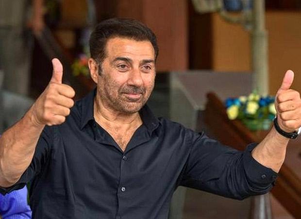 sunny deol makes a goof up while taking an oath as a mp in parliament (watch video)