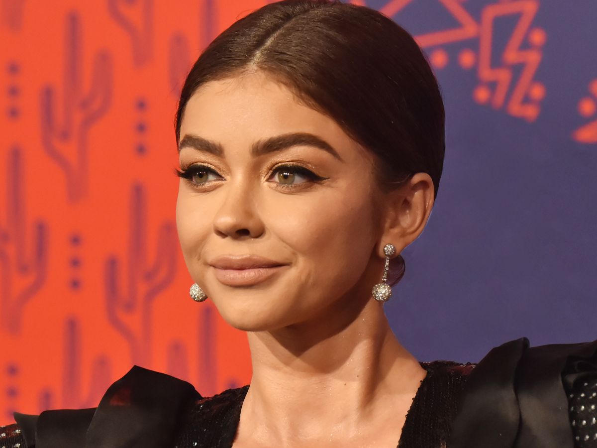 Sarah Hyland sick,