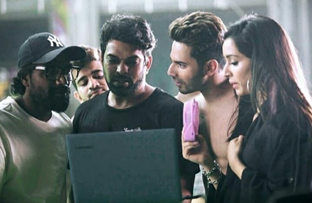 Street Dancer 3D: When Varun Dhawan, Shraddha Kapoor, Remo D’Souza were snapped during an intense discussion on the sets of the film