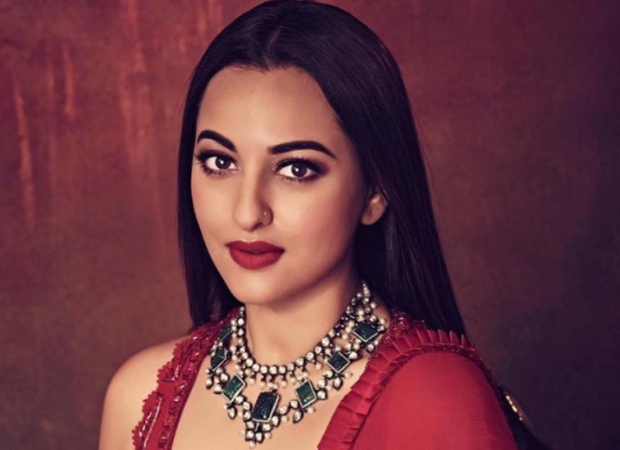 Amid Khandaani Shafakhana promotions, Sonakshi Sinha to fly in from Hyderabad for trailer launch of Mission Mangal