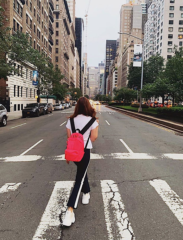 Check out: Alia Bhatt taking a stroll on the streets of New York and exploring the city! 