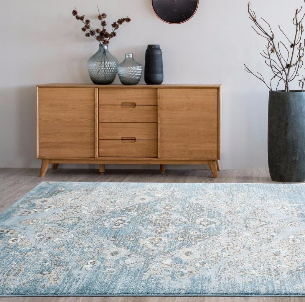 Amazon Extensive Rug,