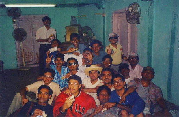 Chhichhore director Nitesh Tiwari shares a glimpse of his college days in this throwback picture
