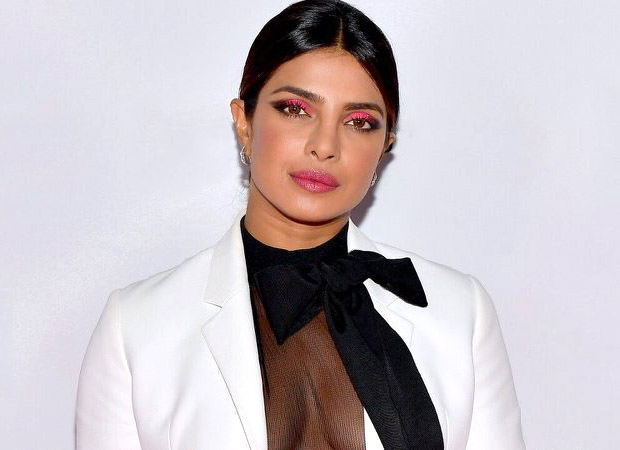 Priyanka Chopra gets verbally attacked by Pakistani woman at an event; PC's reply shuts her up 