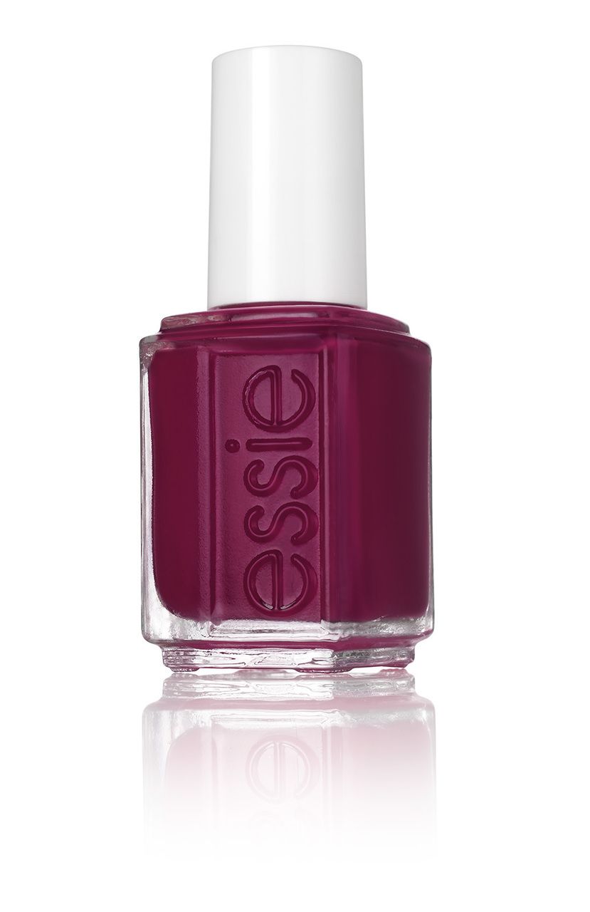 Kaley Cuoco Nail Polish Trend,