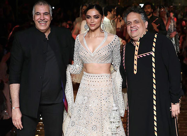 Deepika Padukone looks like a goddess in white as she walks for Abu Jani and Sandeep Khosla’s 33rd anniversary!