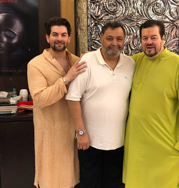Ganesh Chaturthi 2019: Rishi Kapoor seeks Bappa's blessings at Neil Nitin Mukesh’s residence 