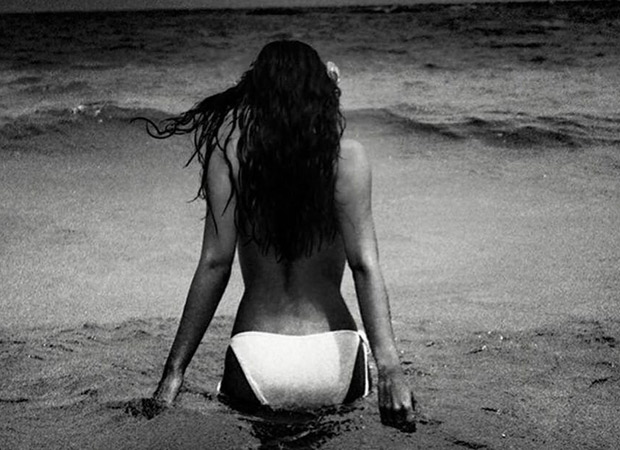 HOT ALERT! Malaika Arora creates a storm online with her throwback bikini picture