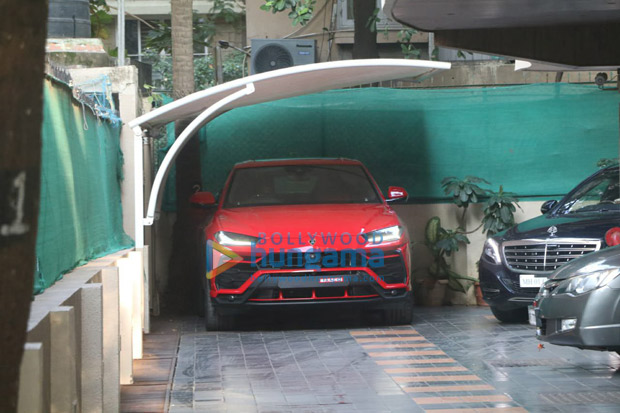 HOT WHEELS! Ranveer Singh gets a new LAMBORGHINI worth around Rs. 3 crore!