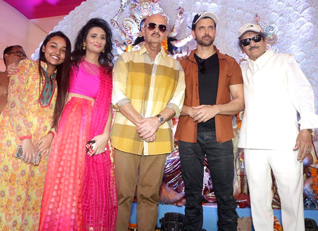 Hrithik Roshan and Rakesh Roshan seek blessings on Durga Ashtami