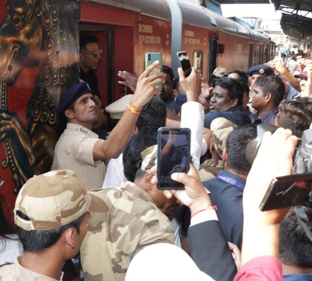 housefull 4: akshay kumar opens up on the promotional train journey