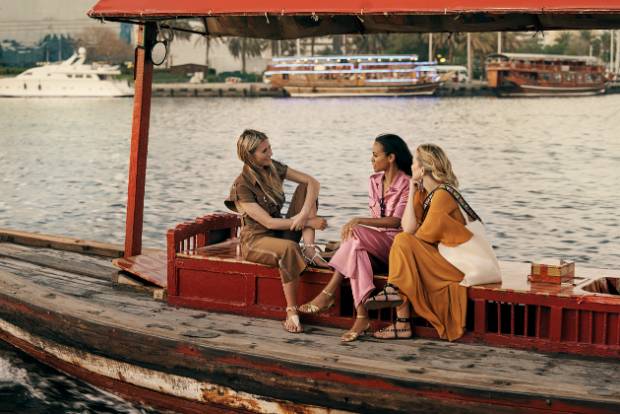  Gwyneth Paltrow, Kate Hudson, and Zoe Saldana explore Dubai in stunning new video