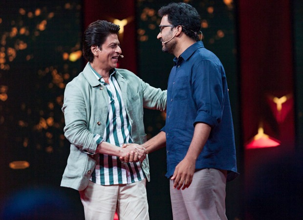 Shah Rukh Khan does his bit to reduce plastic pollution on Ted Talks India Nayi Baat