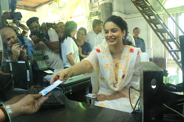 here’s why kangana ranaut was issuing tickets at a mumbai railway station