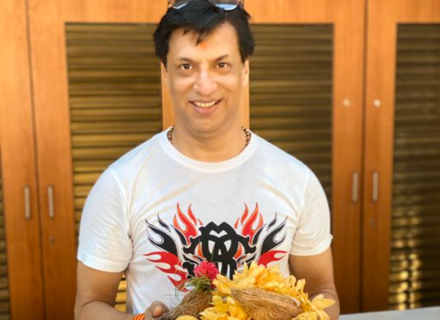 Filmmaker Madhur Bhandarkar walks all the way from Khar to seek blessings at Siddhivinayak temple