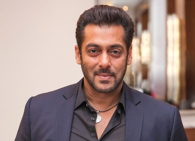 Salman Khan attends the wedding reception of his makeup man's son