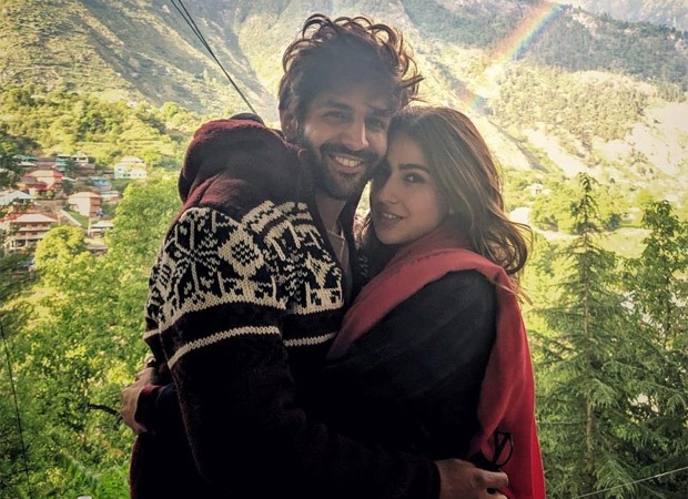 Kartik Aaryan and Sara Ali Khan as Veer and Zoe are all things love!