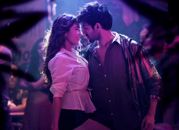 Love Aaj Kal's latest song Haan Main Galat is Imtiaz's quirky take on Love as we see it Aaj Kal