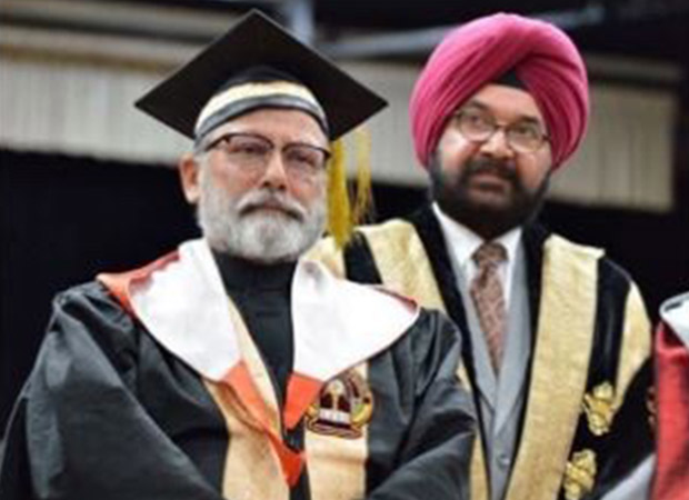 shahid kapoor congratulates father pankaj kapur as he receives his doctorate