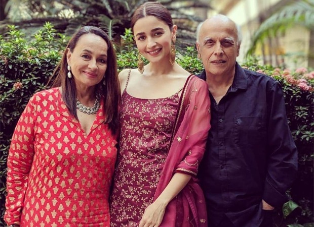 Alia Bhatt visits her parents Mahesh Bhatt and Soni Razdan amid lockdown