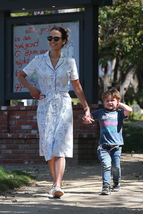 jordana brewster: the cotton housedress is back!