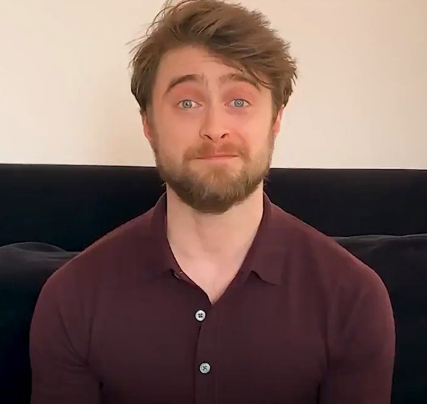 Daniel Radcliffe reads first chapter of Harry Potter and The Sorcerer's Stone