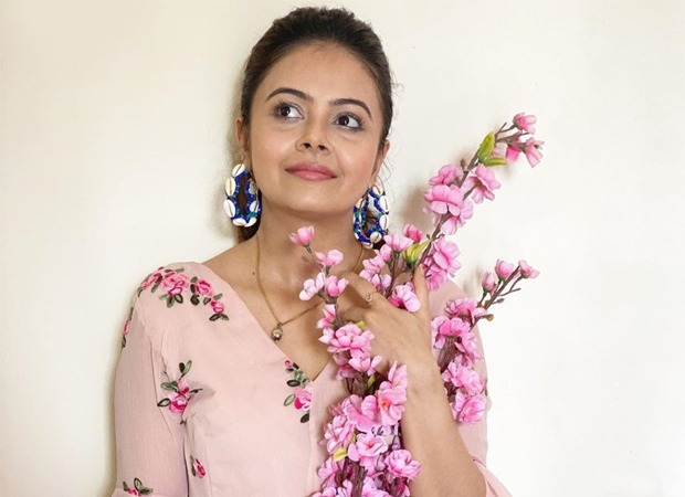 Devoleena Bhattacharjee contributes to the Assam Relied Fund