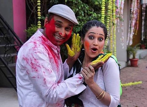 Disha Vakani of Taarak Mehta Ka Oolta Chashmah gets a sweet surprise from brother Mayur Vakani