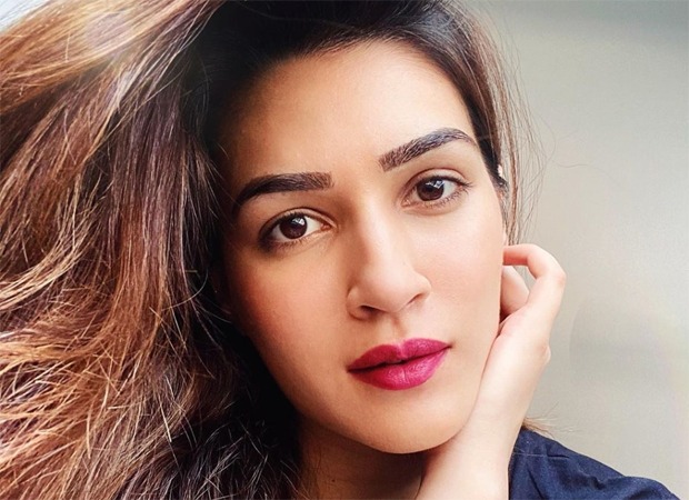 Kriti Sanon tries her hand at making khow suey and it looks delicious