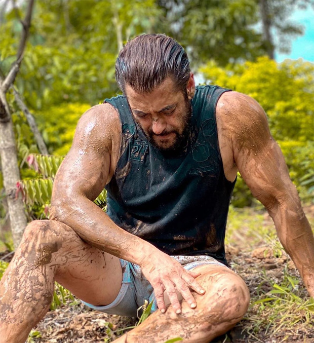 “Respect to all the farmers” – says Salman Khan as he is seen soaked in mud at his Panvel farm 