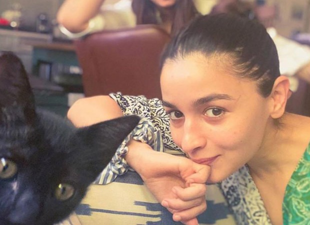 Shaheen and Alia Bhatt introduce their new cat Juniper; says her skills include biting and selfie taking 