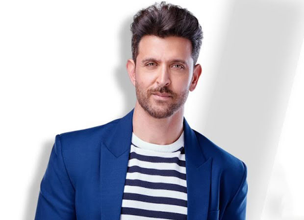 hrithik roshan not part of yrf project 50; opts for comic caper before krrish 4